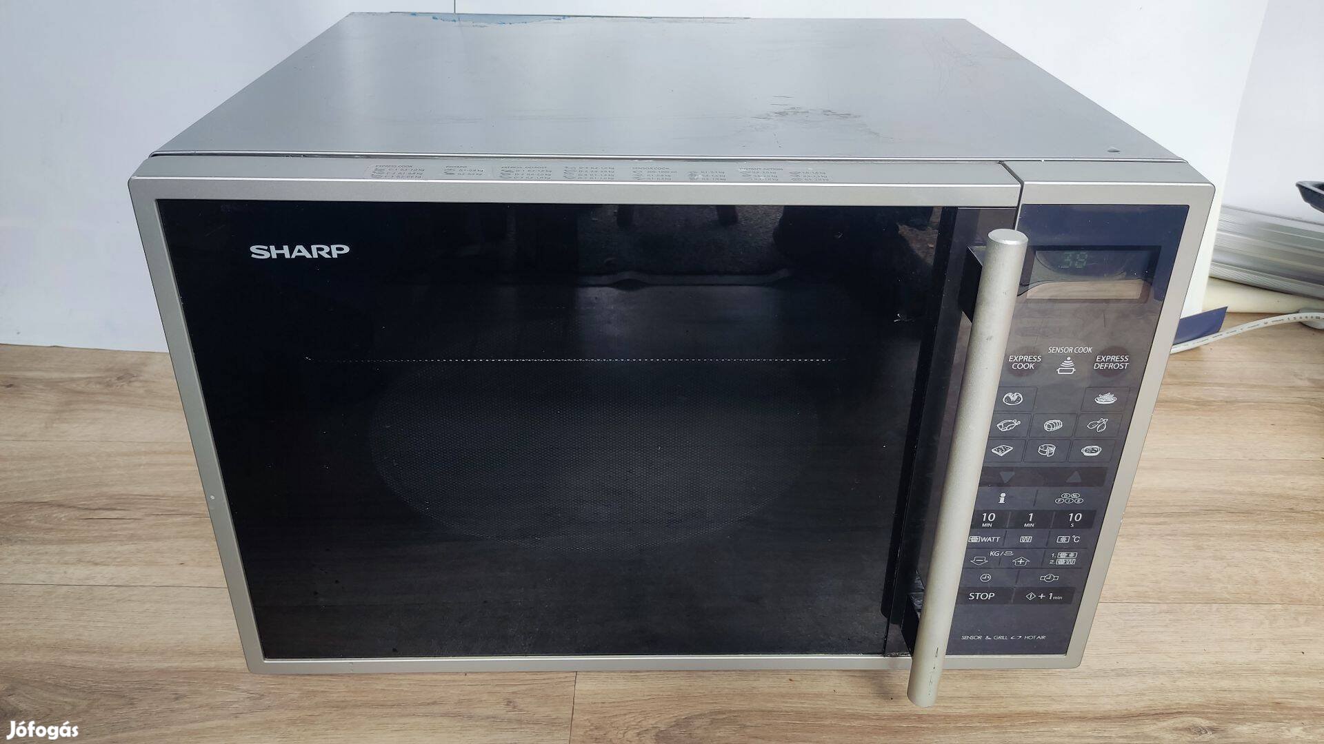Sharp kombinált mikrohullámú sütő