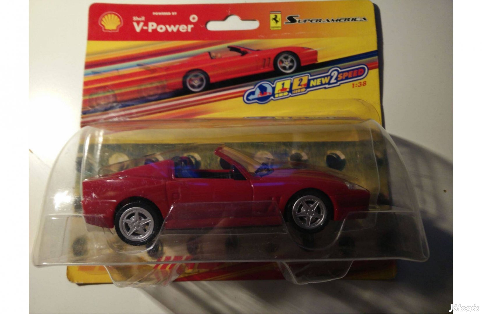 Shell V-Power Ferrari "Superamerica" 1:38 modell kisautó, bontatlan