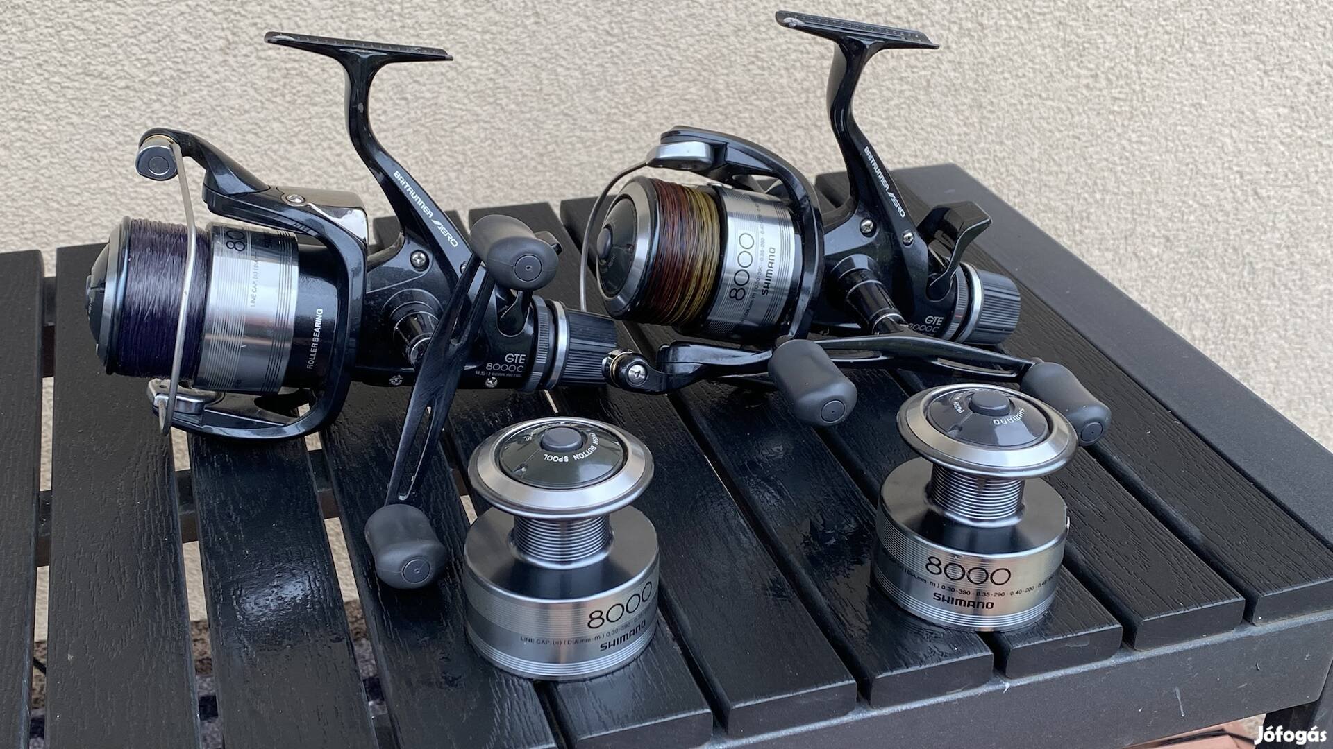 Shimano Baitrunner Aero GTE 8000C nyeletőfékes horgászorsó párban