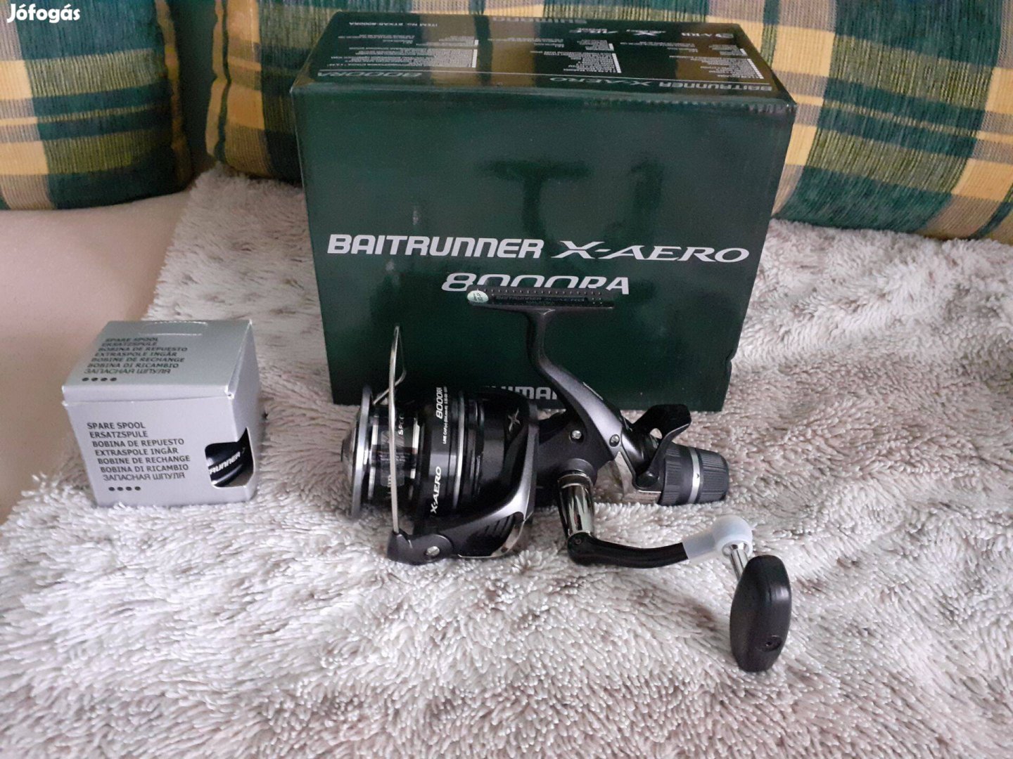 Shimano Baitrunner X-Aero 8000 RA + ajándék zsinór