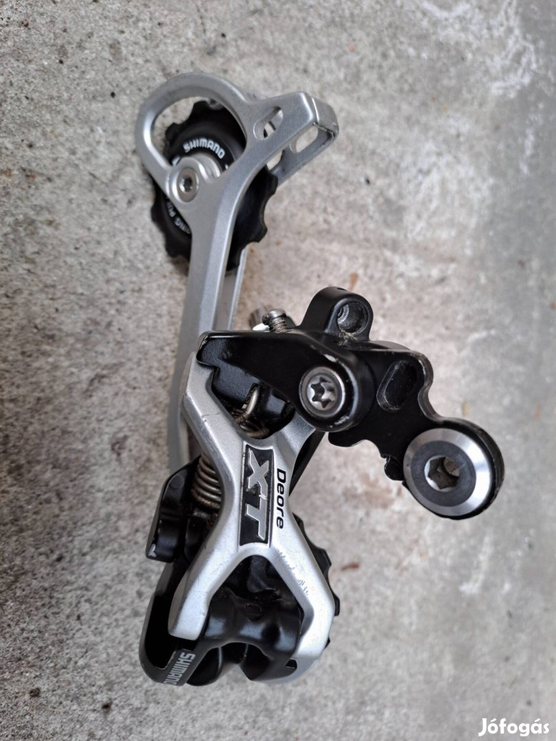 Shimano Deore XT 9-es váltó 