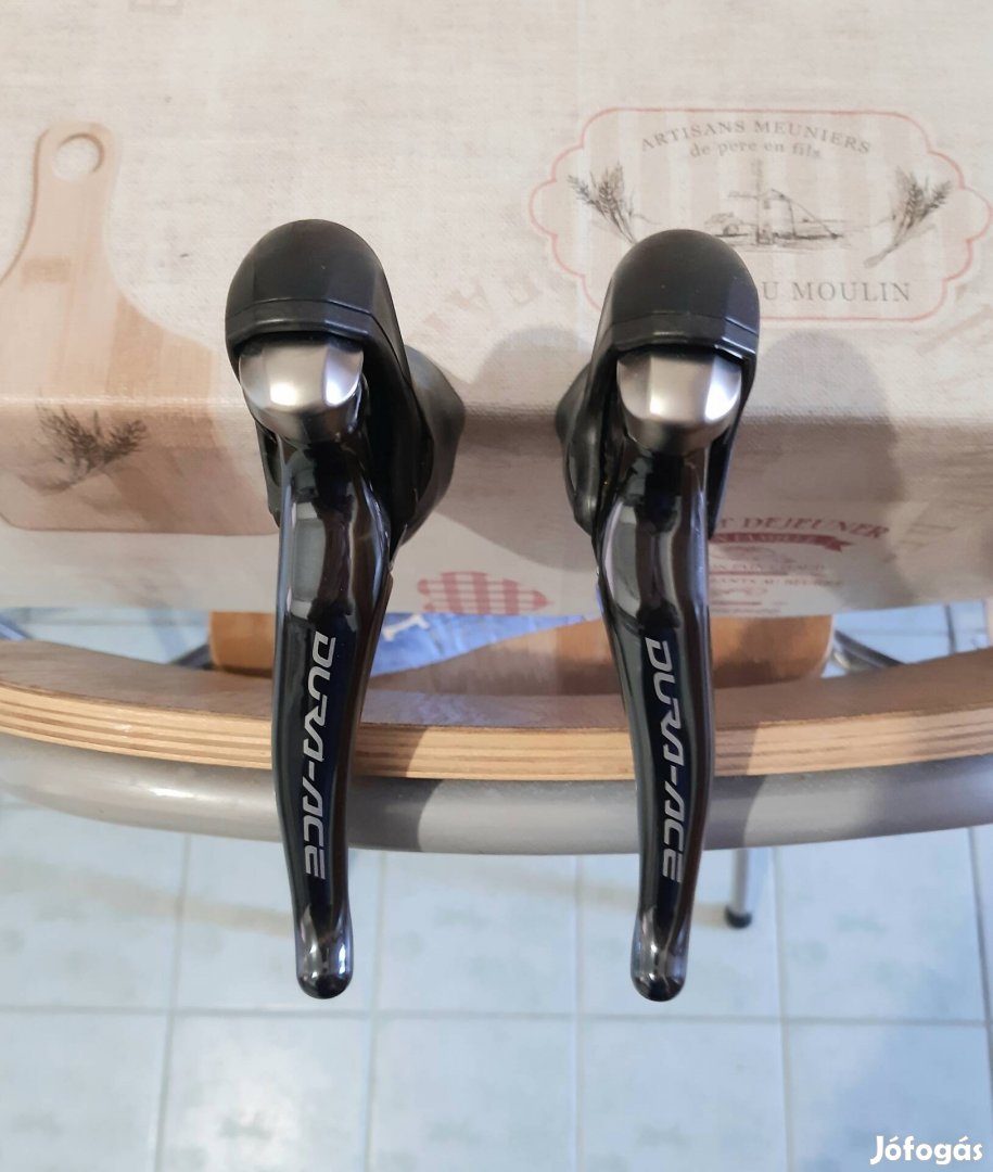 Shimano Dura-Ace ST-9001 Dual Control fékváltókar szett.