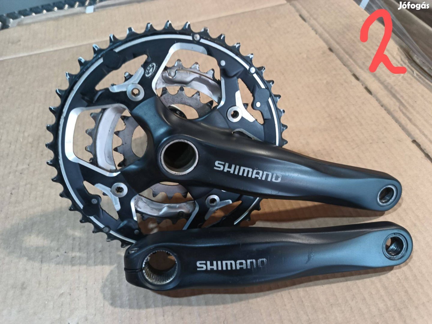 Shimano M542 integrált hajtómű csapággyal