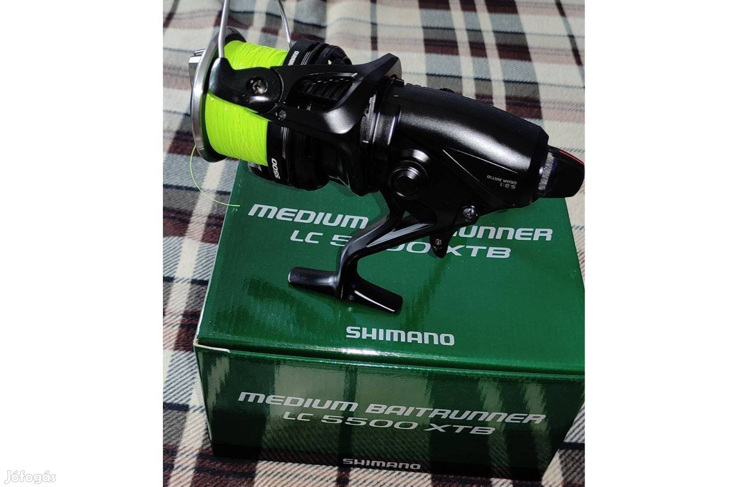 Shimano Medium Baitrunner LC 5500 Xtb nyeletőfékes horgászorsó (2db)