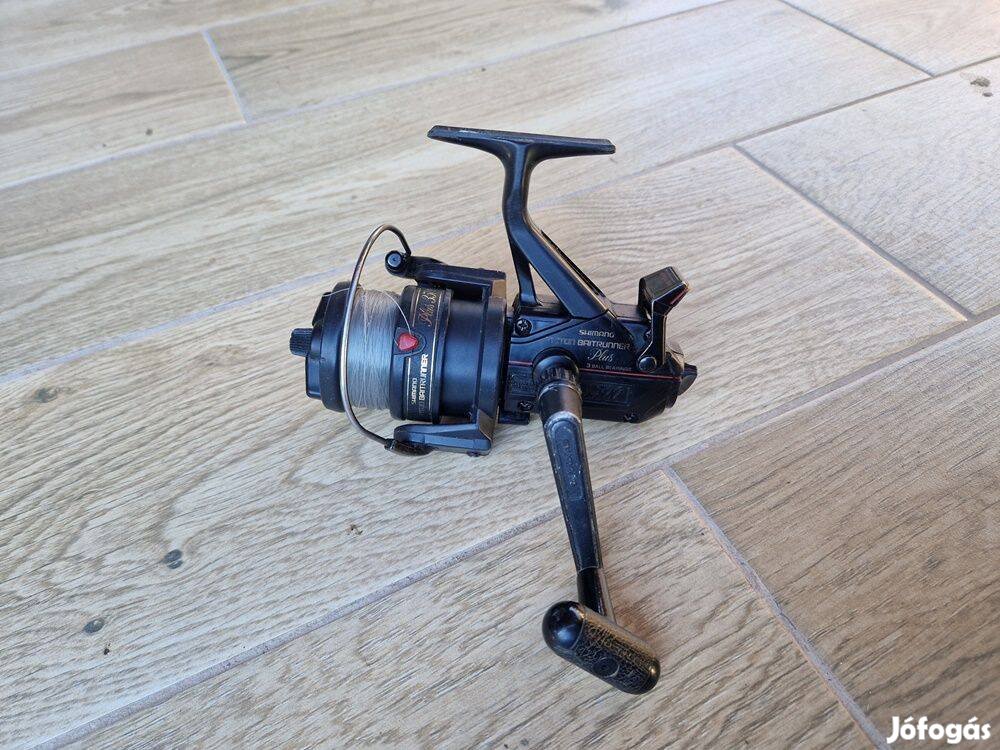 Shimano Triton Baitrunner Plus 3500 nyeletőfékes orsó