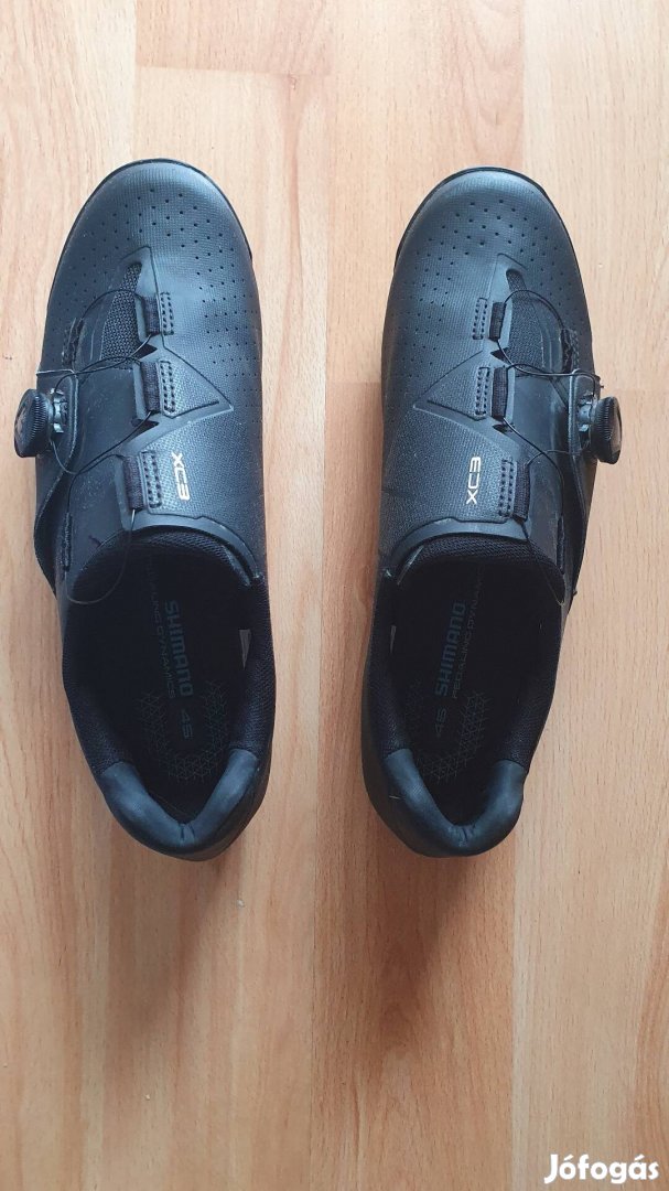 Shimano XC3 kerékpáros cipő, SPD, 45-ös, fekete