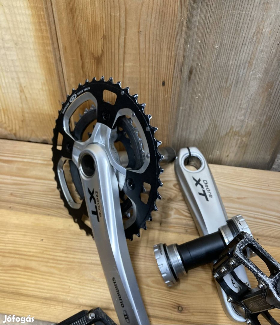 Shimano XT hajtómű csapággyal