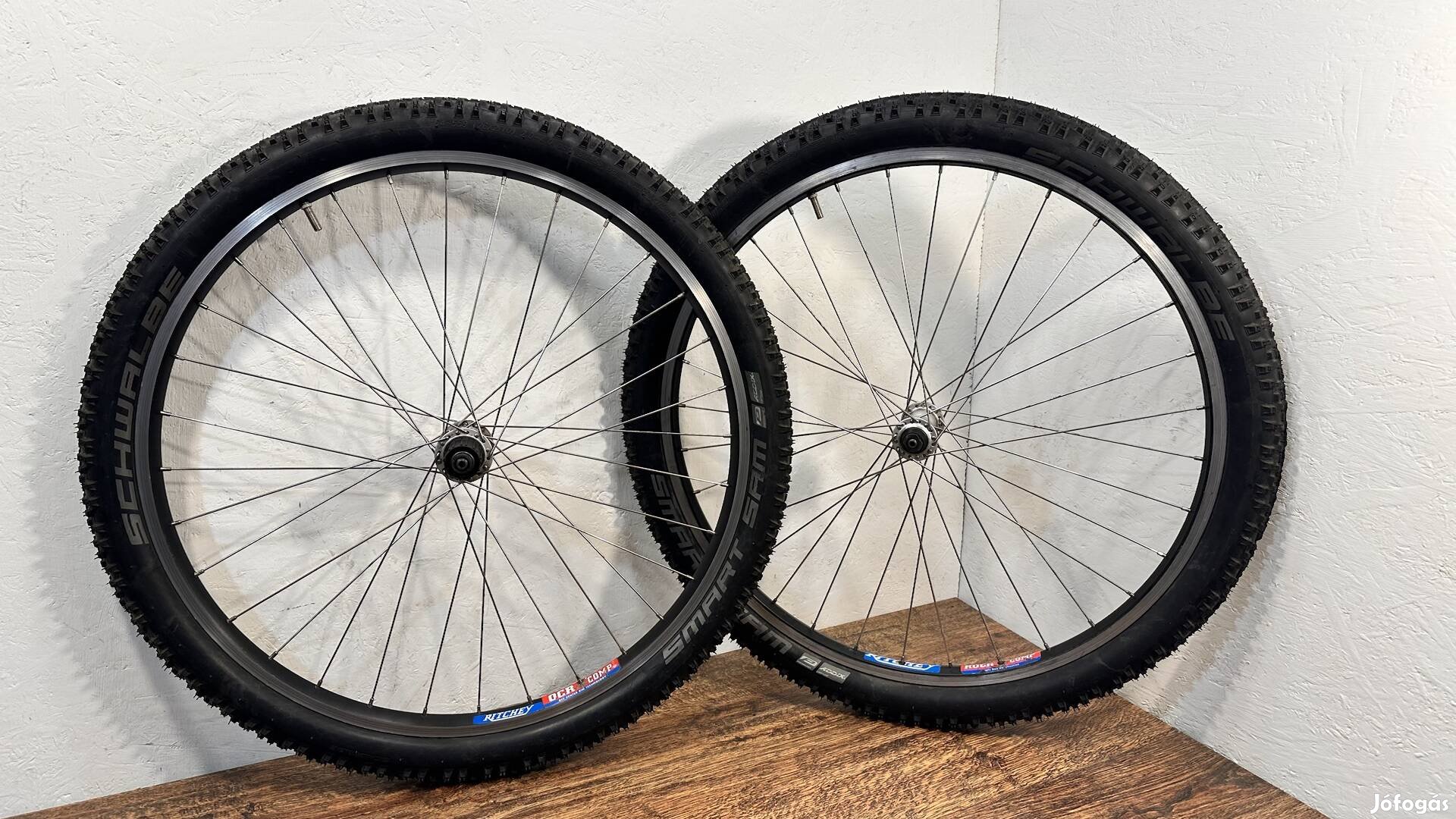 Shimano deore xt agyas kerék szett 26" Schwalbe gumik