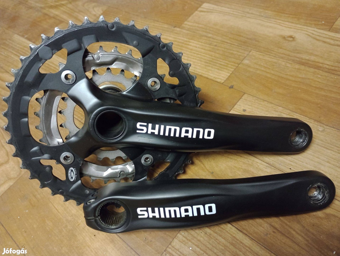 Shimano integrált hajtómű csapággyal 3x9