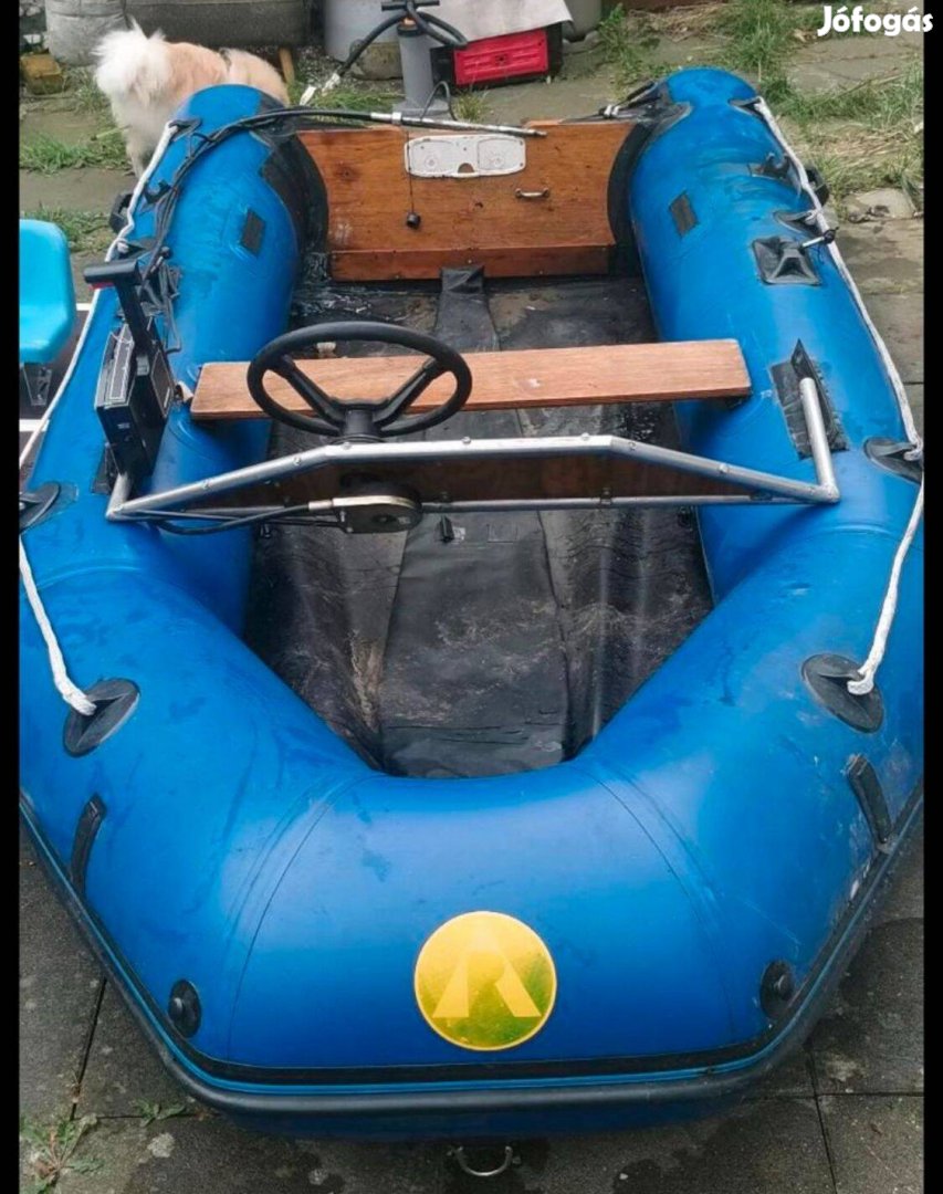 Shina csónak 15 LE mercury motorral