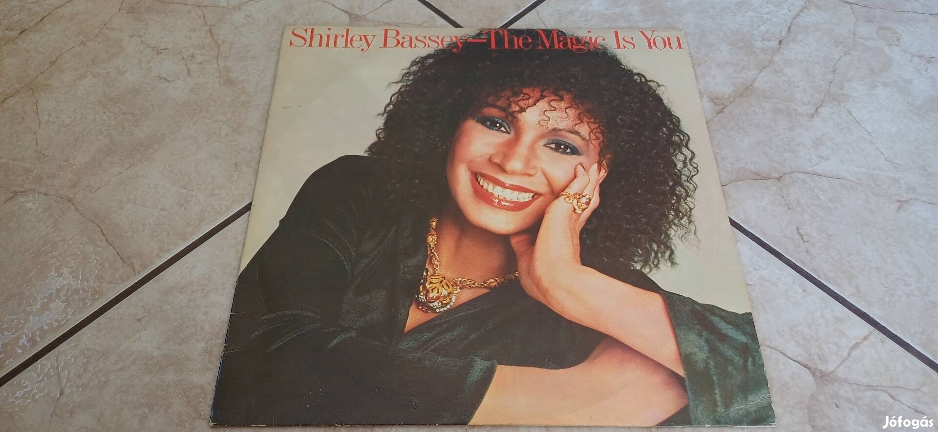 Shirley Bess bakelit hanglemez