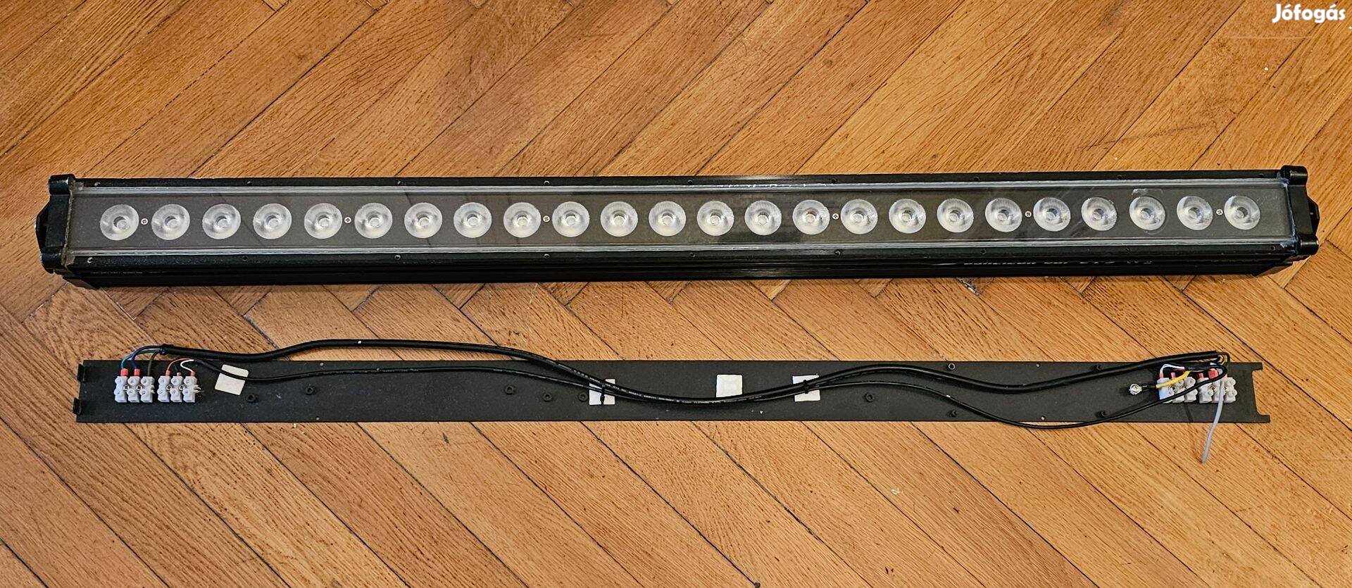 Showtech Cameleon Bar 24x3 , hiányos