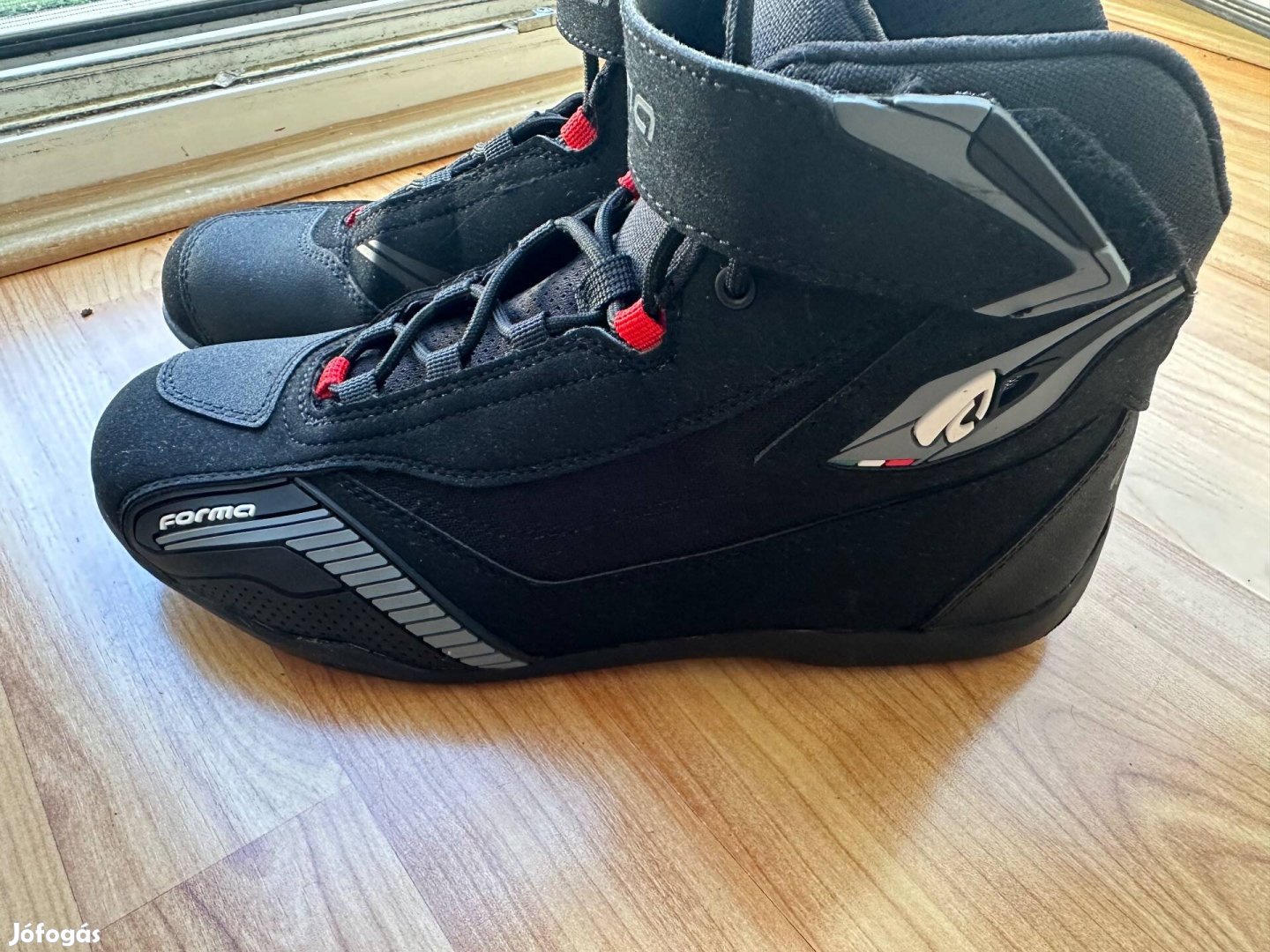 Shox Forma Genesis motoros csizma