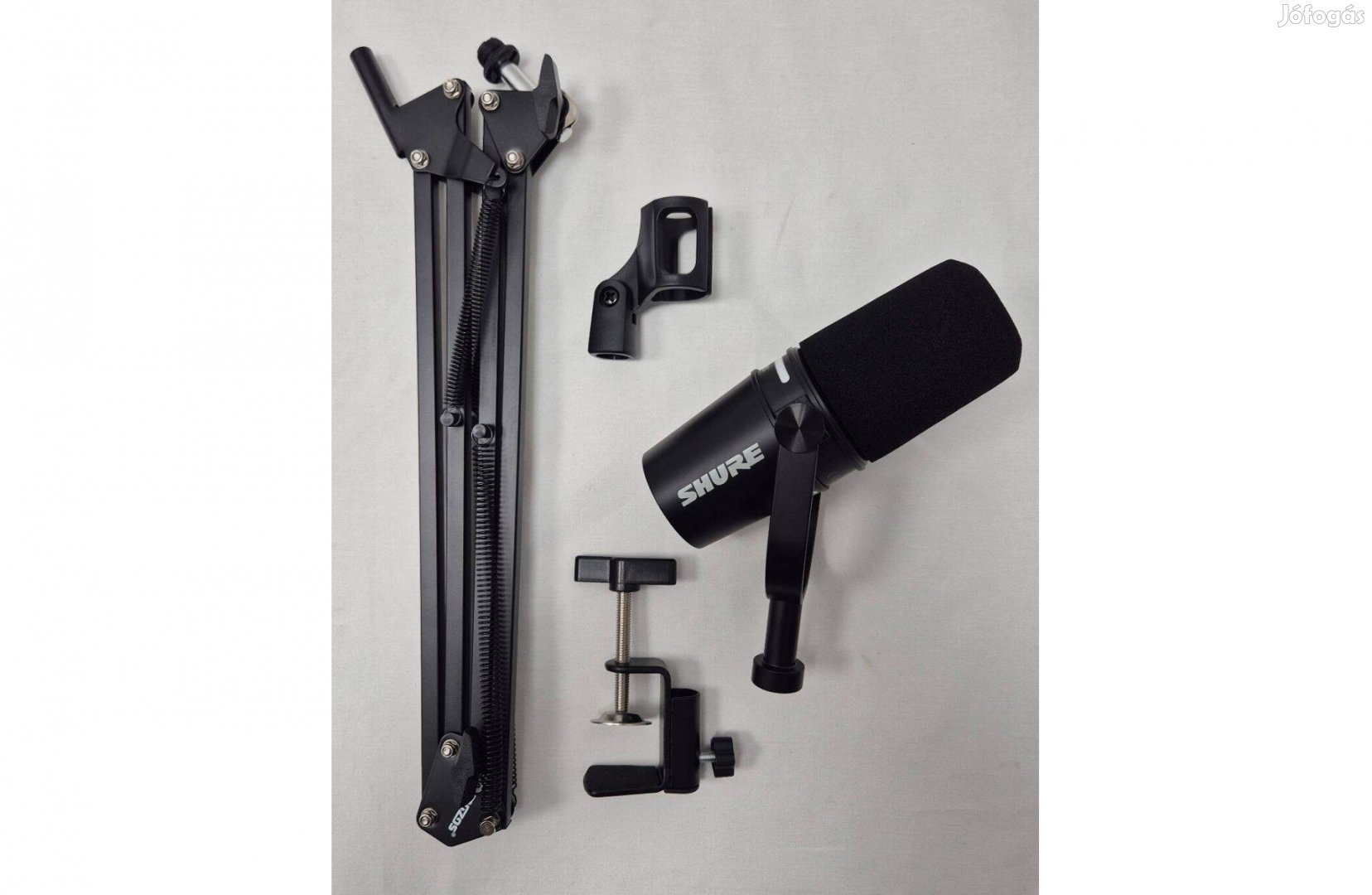 Shure MV7+ dinamikus USB mikrofon Mozos állvánnyal, 1 év garancia