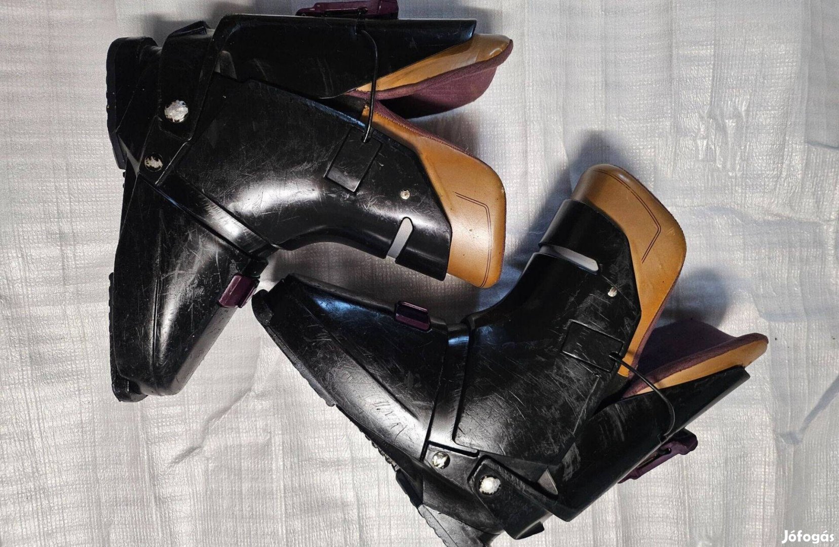 Síbakancs 44-45 méretben