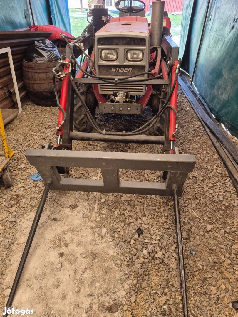 Sibaura kubota motoros kis traktor