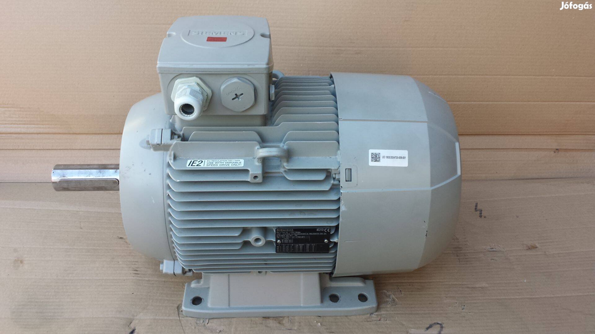 Siemens 11Kw frekvenciaváltókkal villanymotor 1LE10011DB234AB4 olcsón
