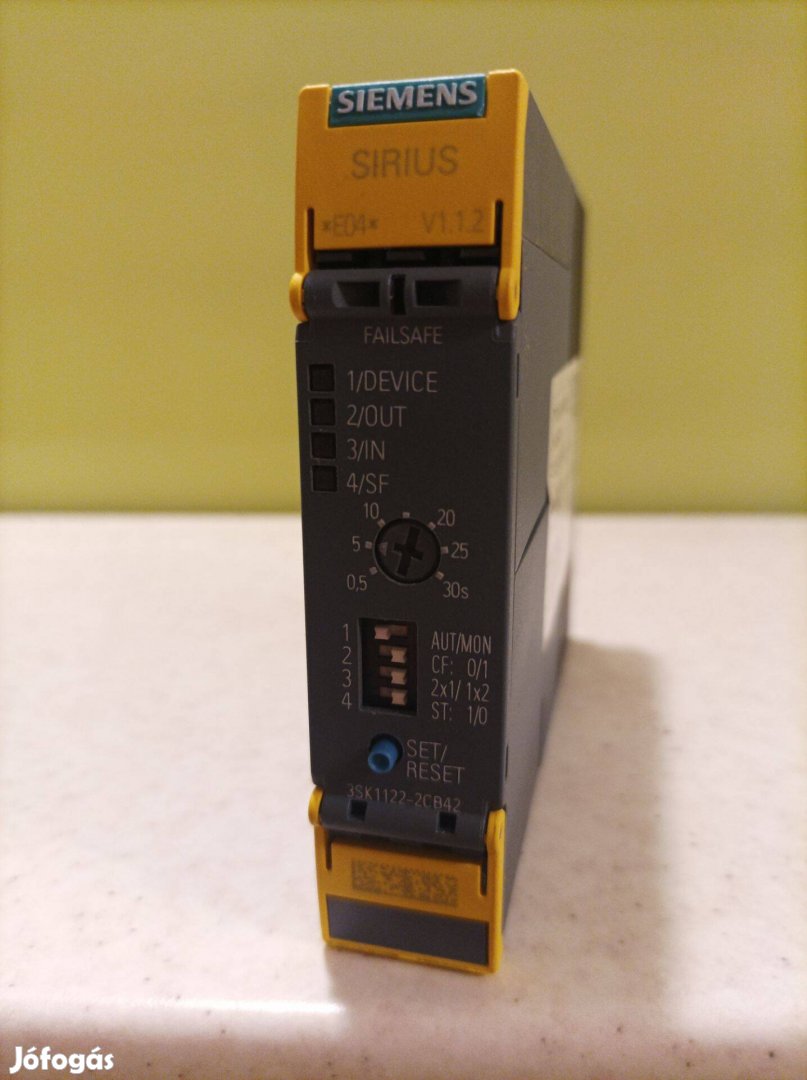 Siemens 3SK1122-2CB42 Biztonsági relé Új (doboz nélkül)