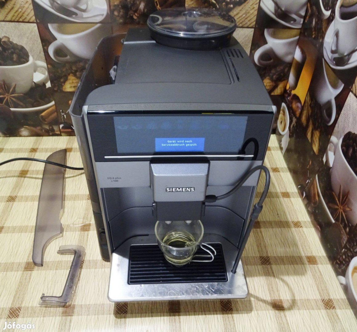 Siemens EQ.6 plus s 100 automata kávégép kávéfőző presszógép