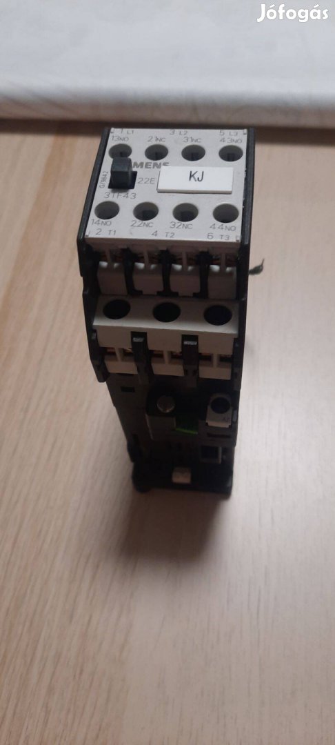 Siemens mágneskapcsoló 24V