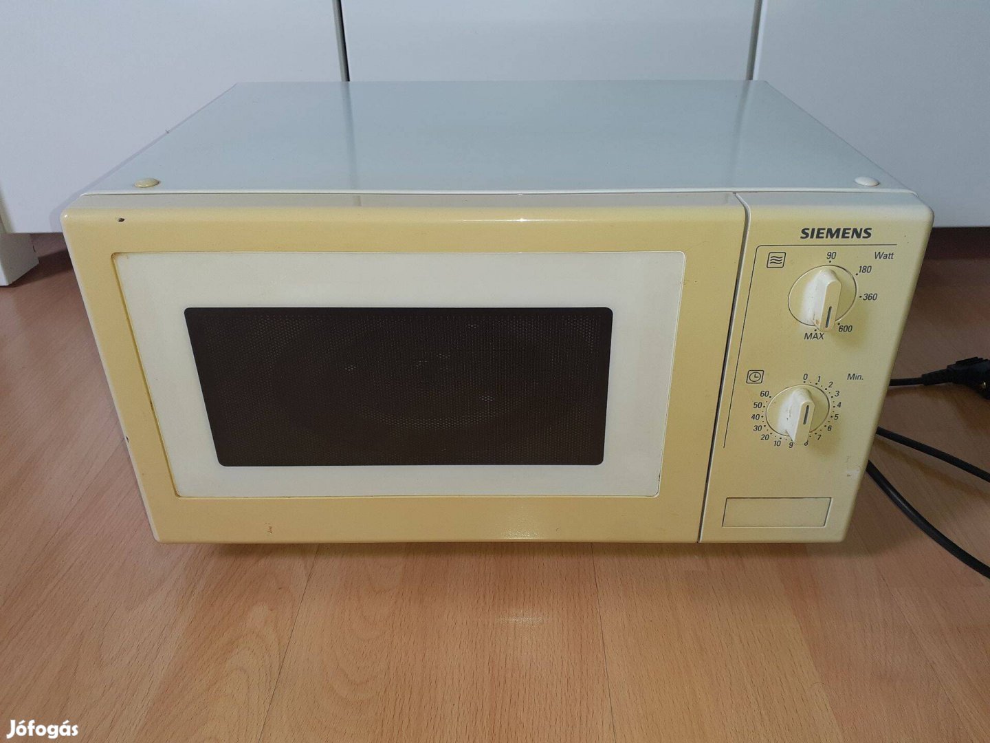 Siemens mikrohullámú sütő 800W