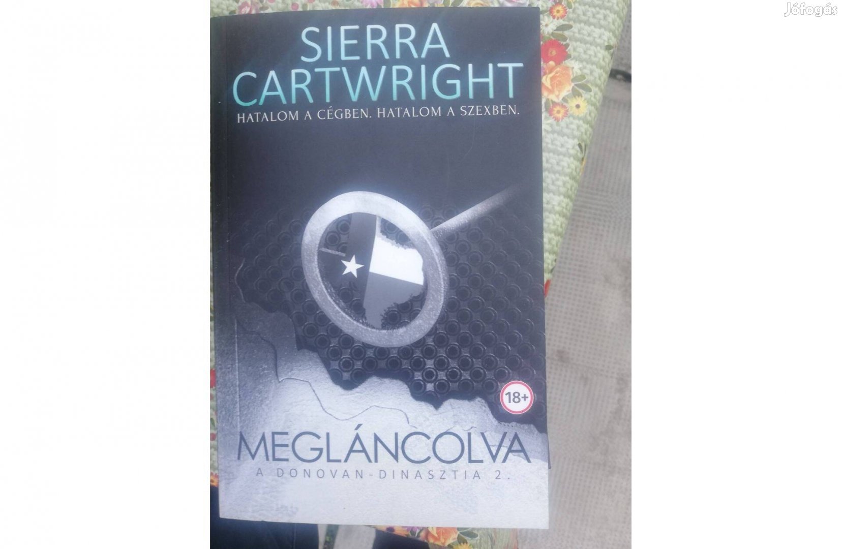 Sierra Cartwright - Megláncolva 1200 forintért eladó
