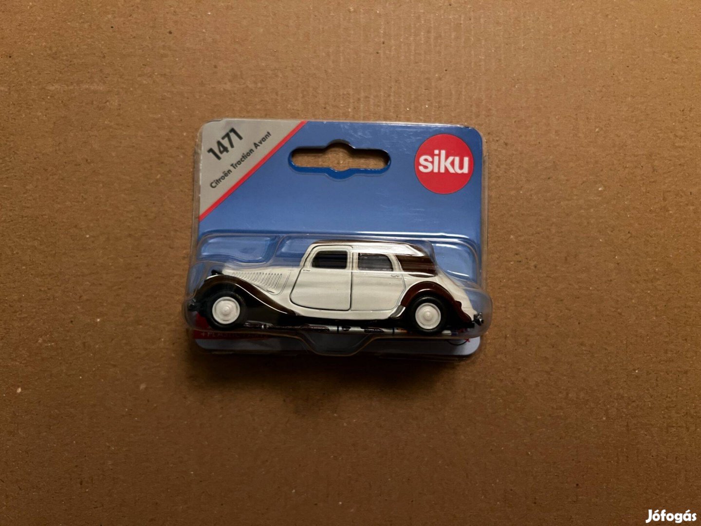 Siku 1471 Citroen Traction Avant - fehér/barna