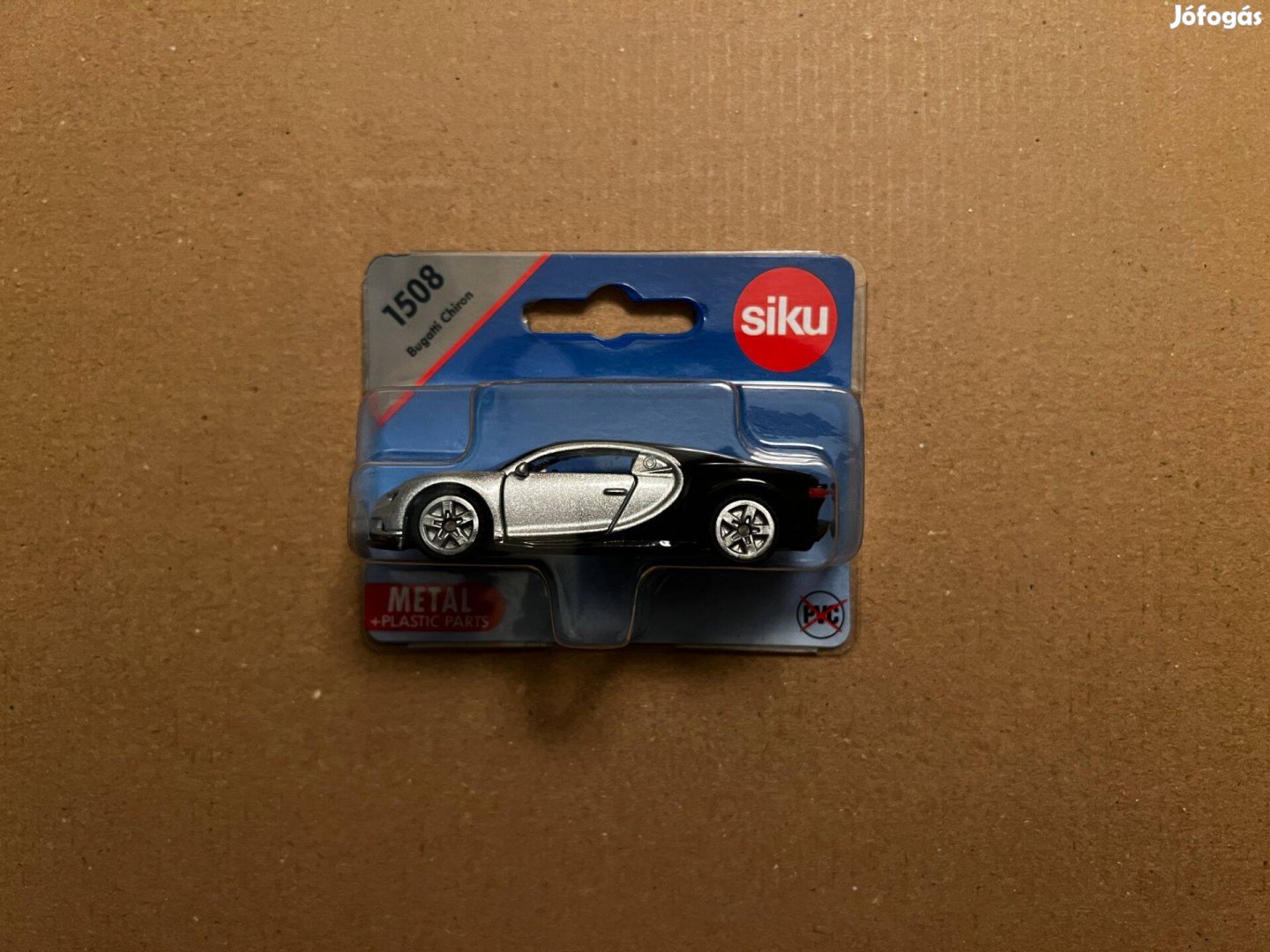 Siku 1508 Bugatti Chiron - ezüst/fekete