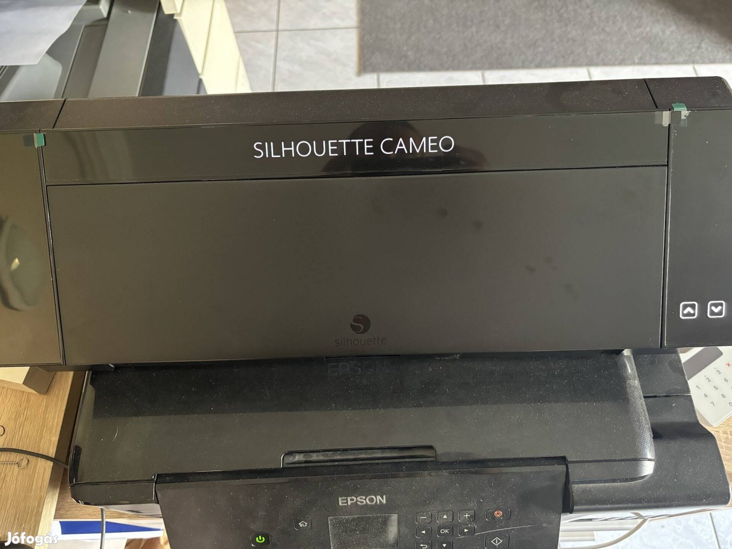 Silhouette cameo 4