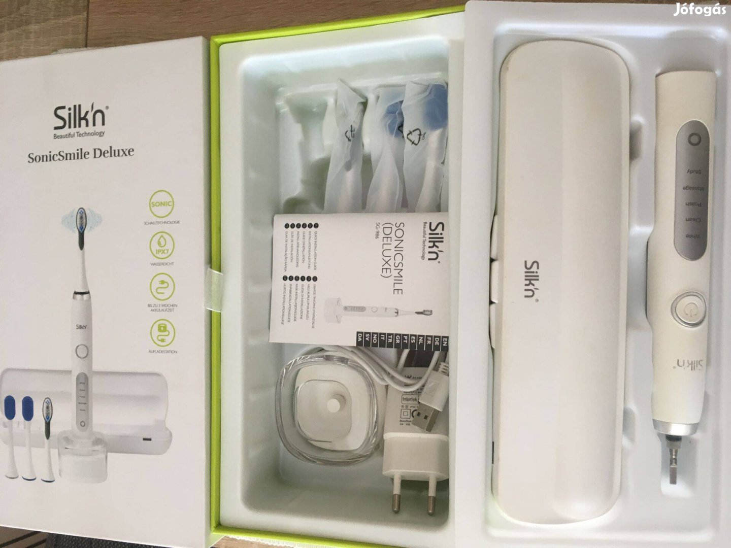 Silkn Sonicsmile Deluxe - kiegészítőkkel utazódobozzal,