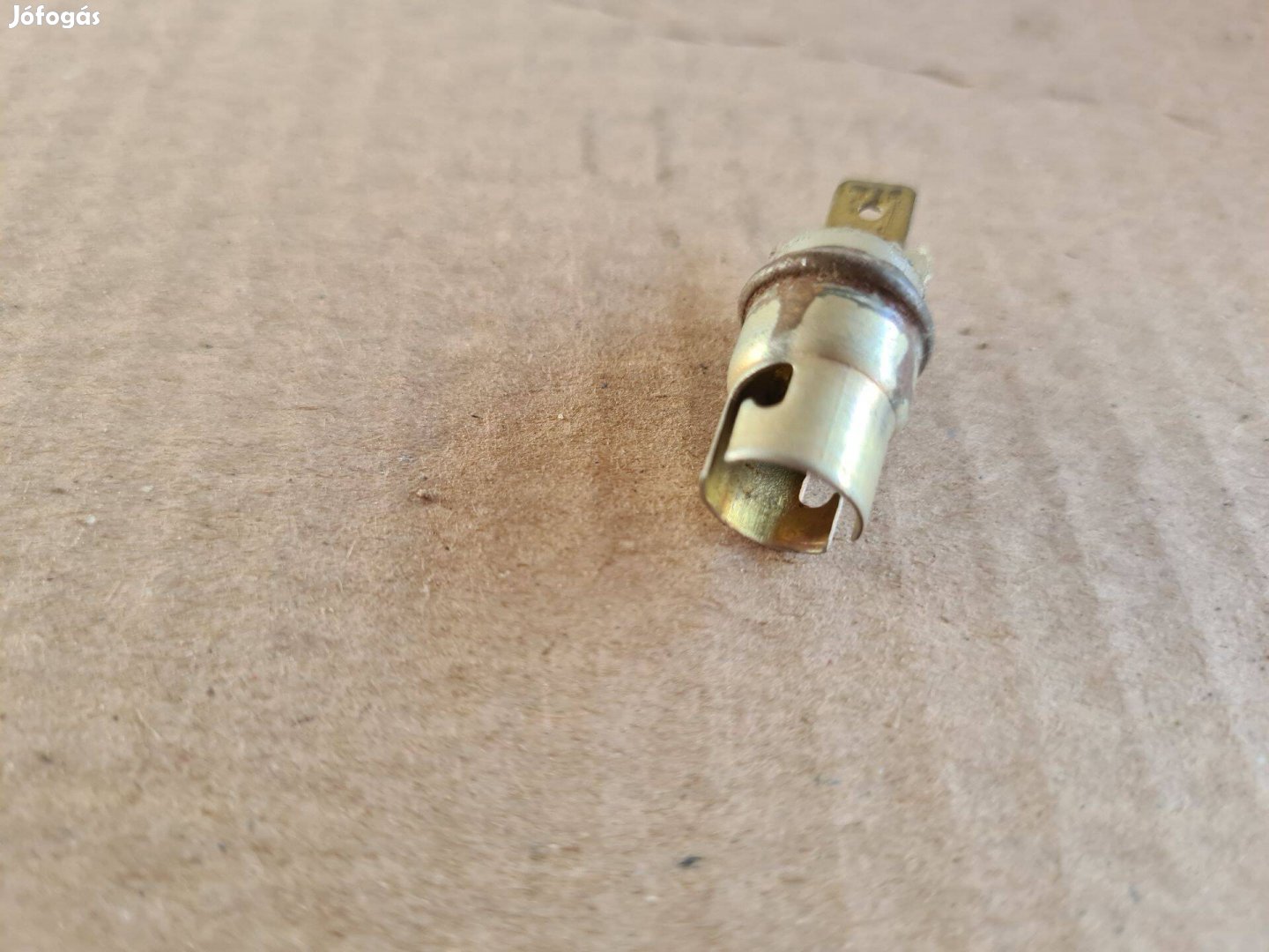 Simson Izzó foglalat KM. órához
