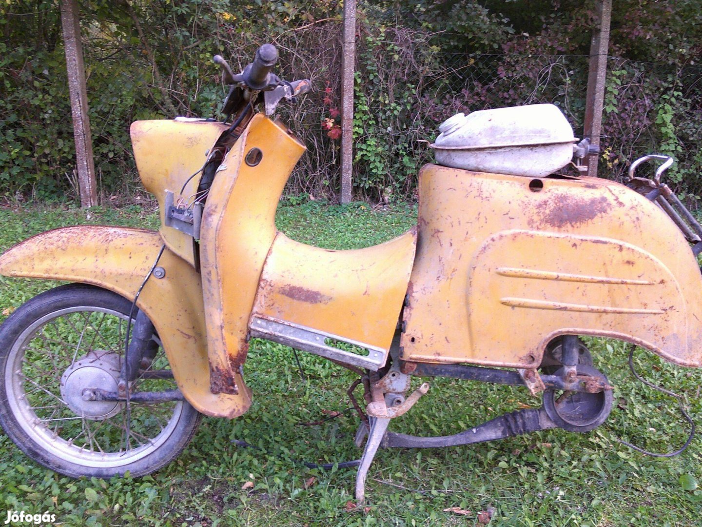 Simson KR 51 /2N tipusú ,gyári adattáblás csupasz főváz