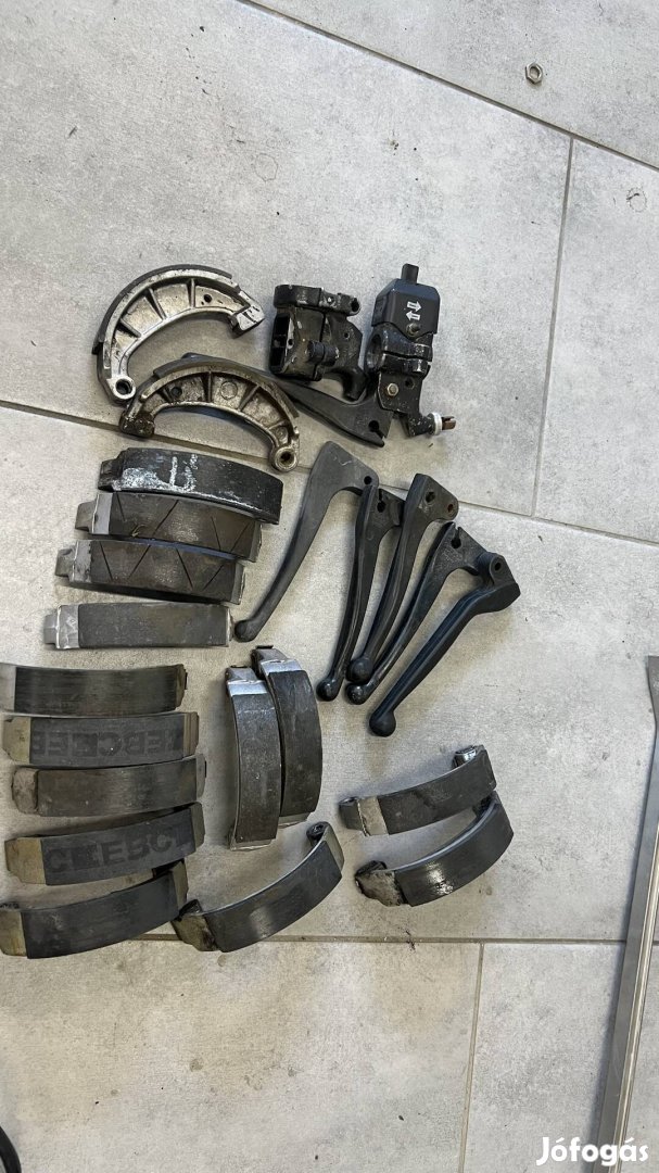 Simson S 50 S 51 megmaradt alkatrészek