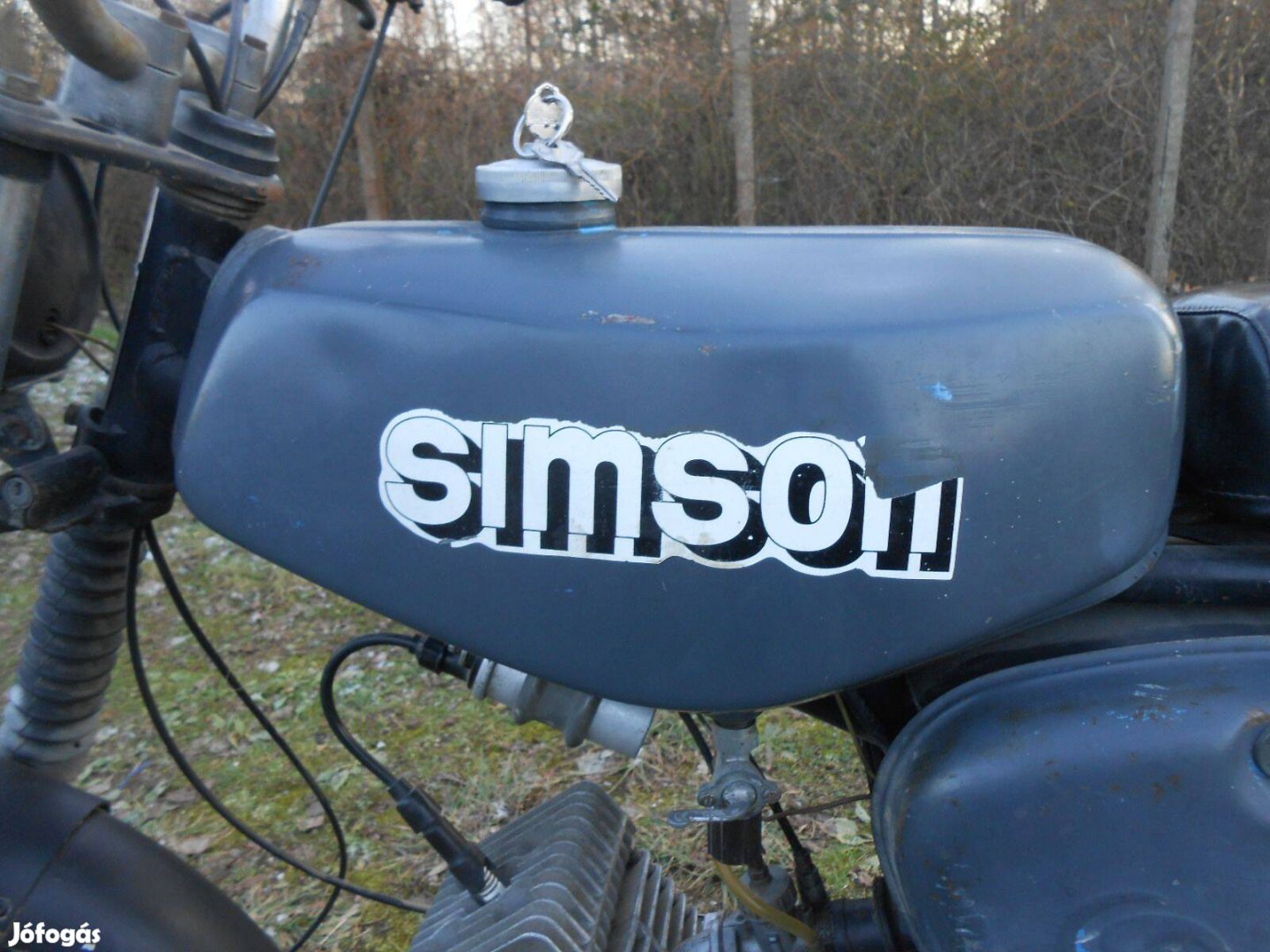 Simson S 51-es,gyári DDR-es benzintank oldaldeknikkel együtt eladó