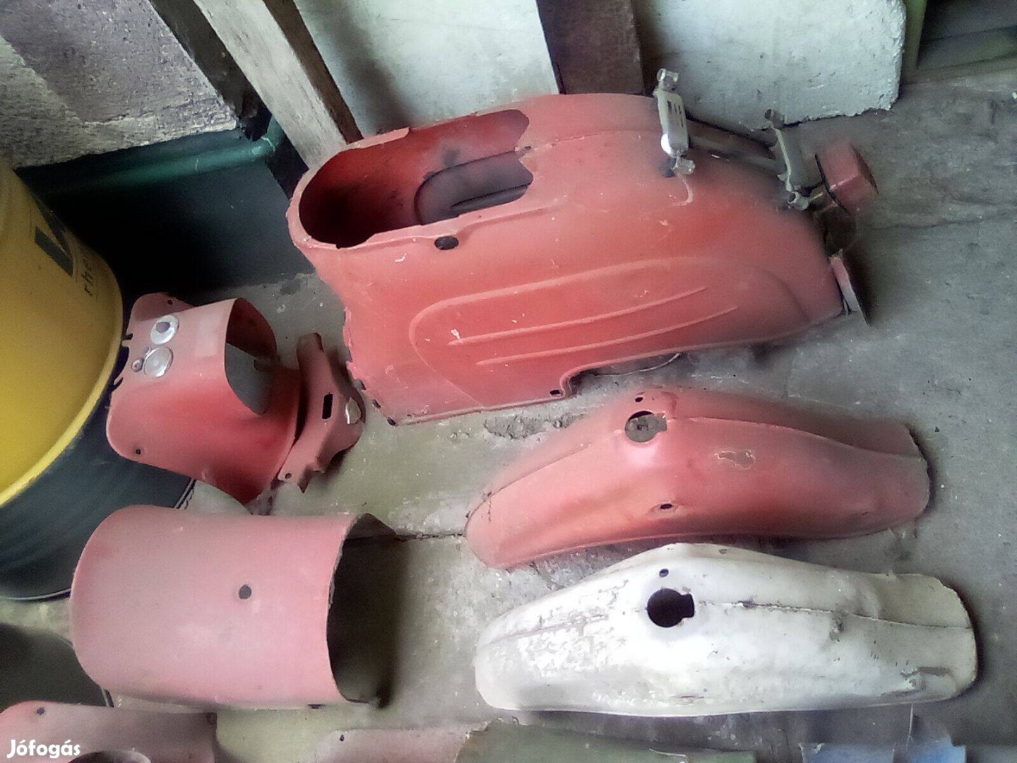 Simson Schwalbe burkolatok