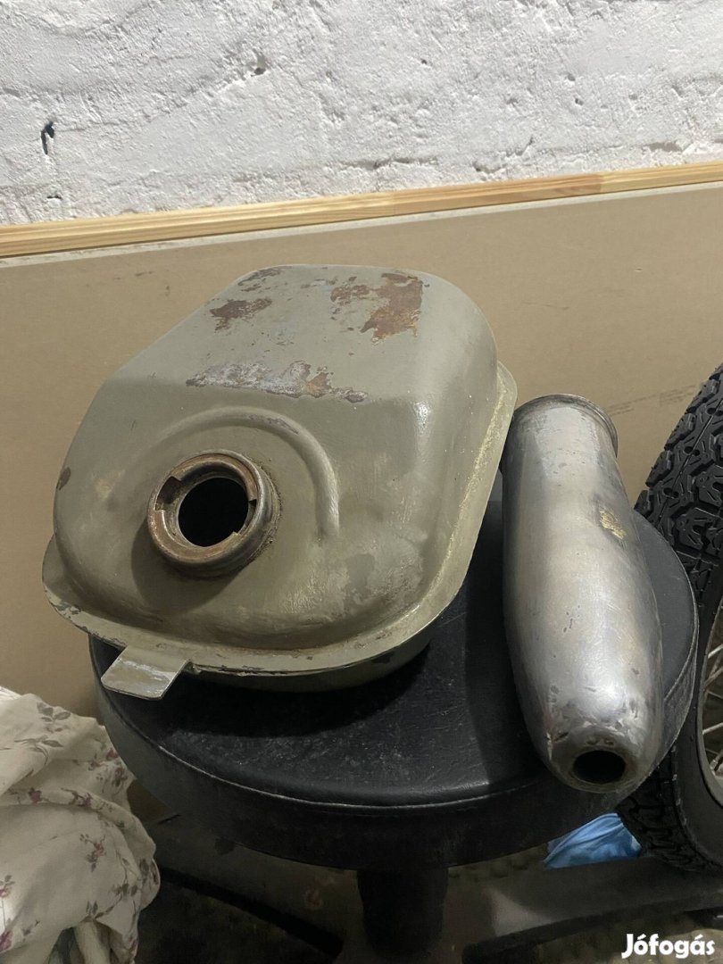 Simson Schwalbe tank + kipufogó vég 