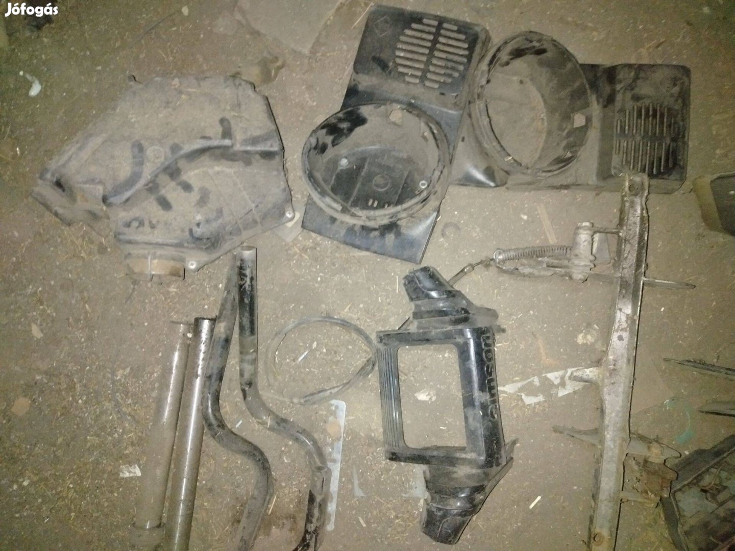 Simson Sr 50 megmaradt váz alkatrészek akár egyben is