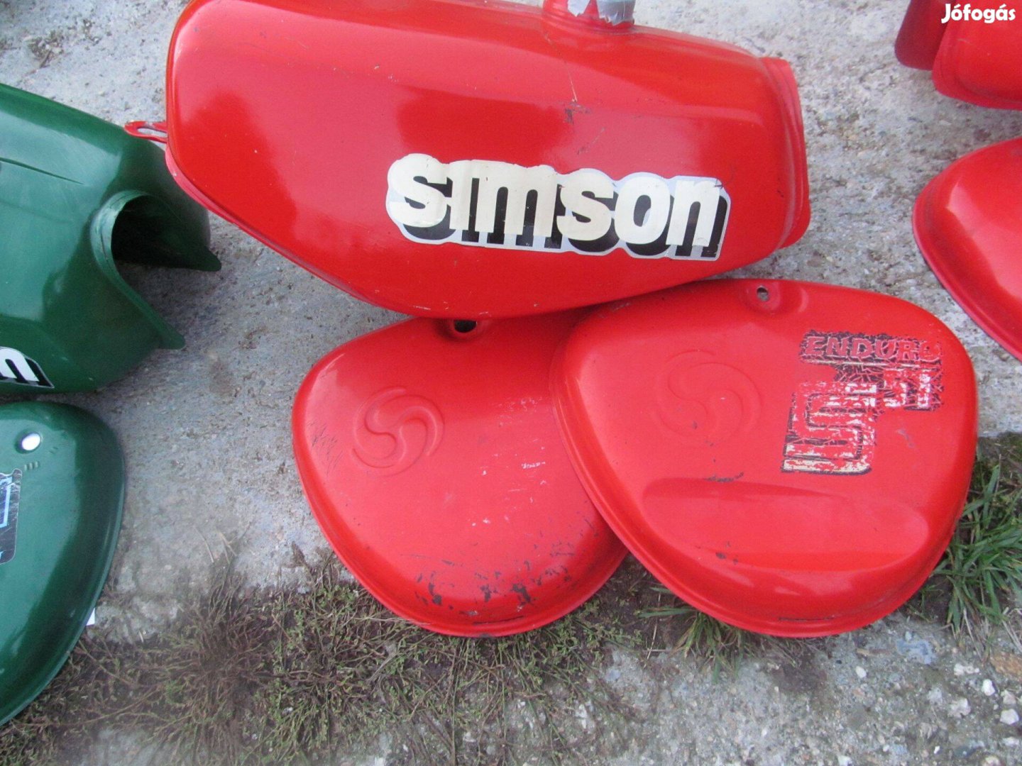 Simson gyári tankszettek, zöld piros színekben