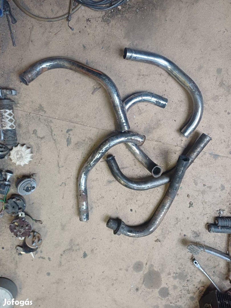 Simson könyökcső.