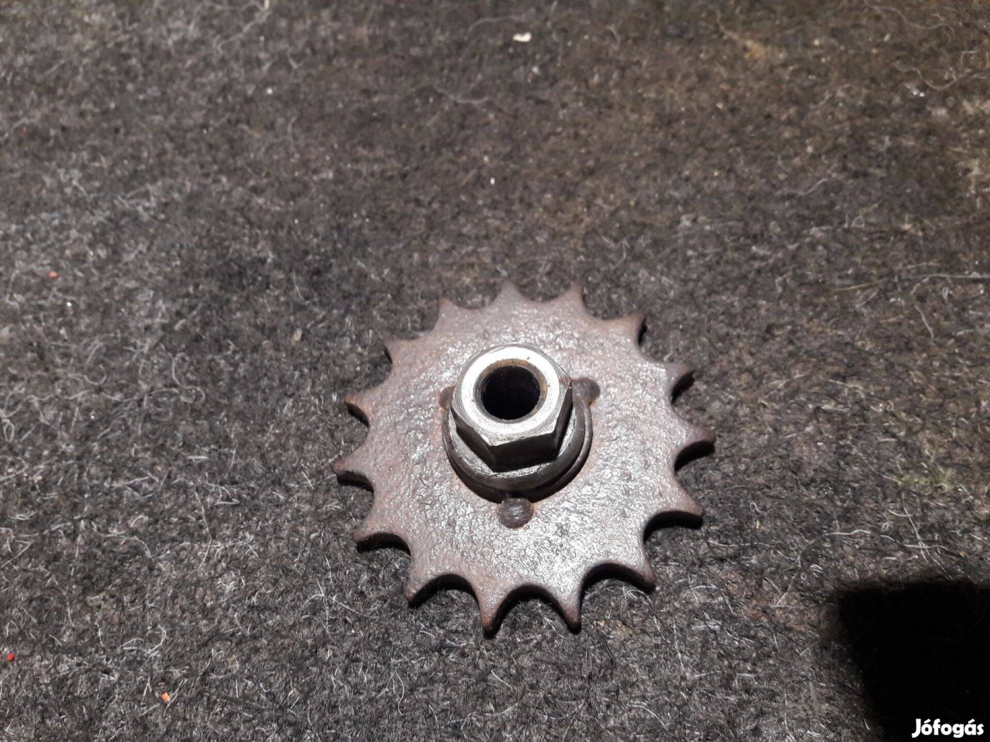 Simson s50 / Star / Schwalbe kis lánckerék z15
