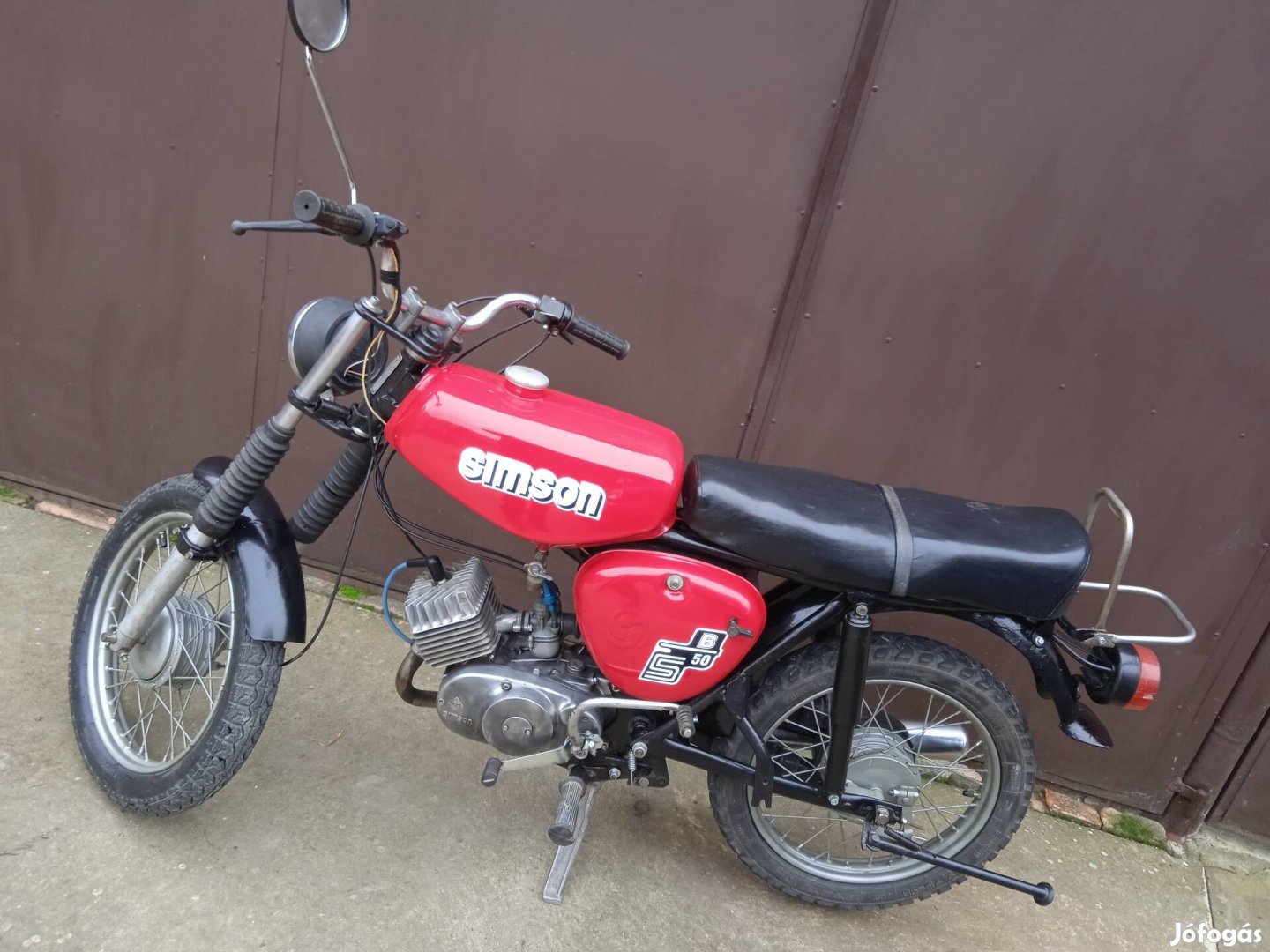 Simson s50 b használható állapotban eladó.