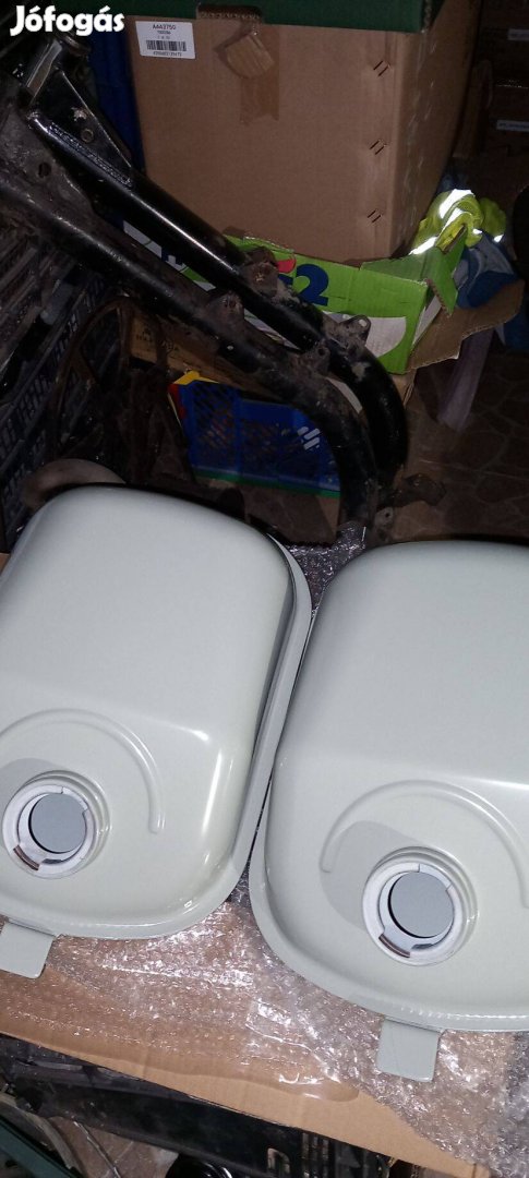 Simson schwalbe tank tartály