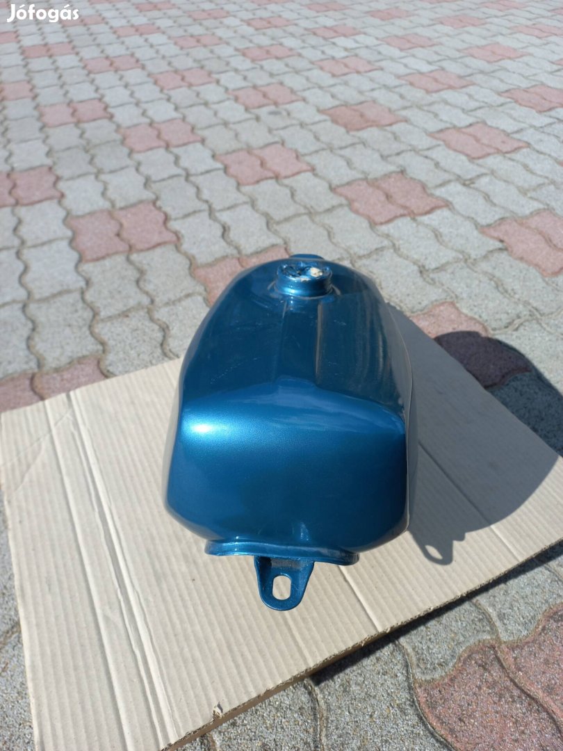 Simson üzemanyag tank!