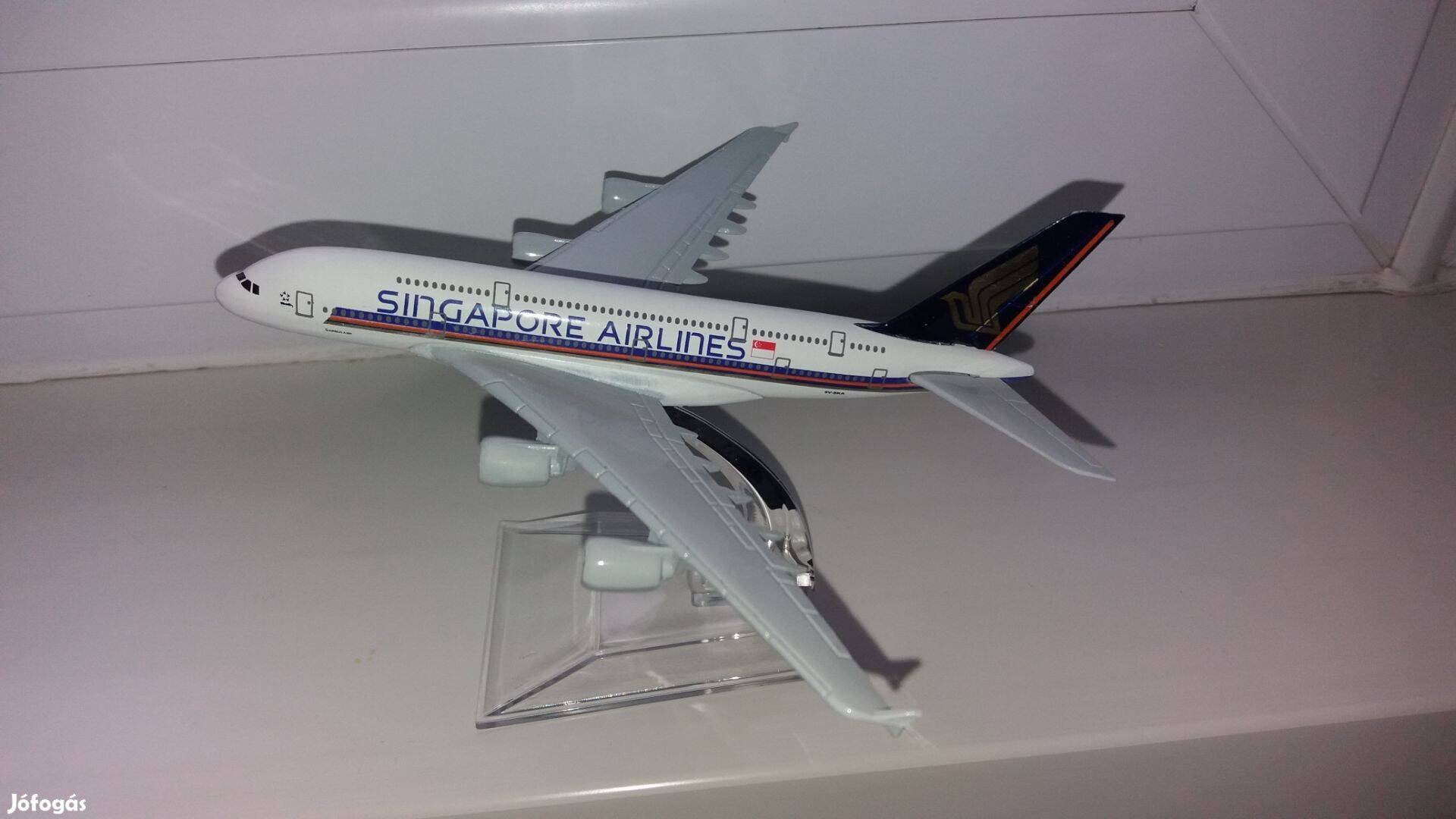 Singapore Airbus A380 fém repülőgép modell! Új!