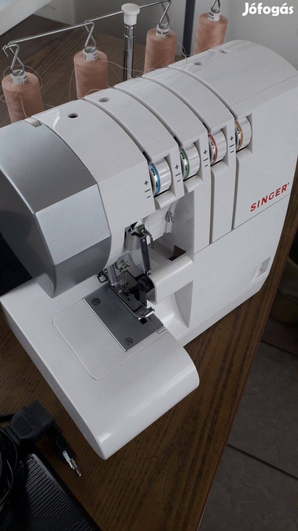 Singer 14sh754 varrógép lock