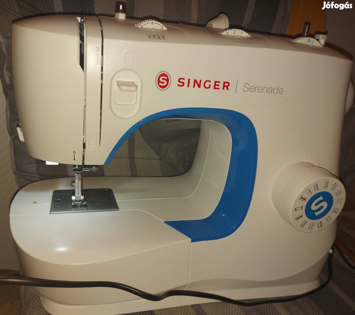 Singer |M320L Serenade Varrógép