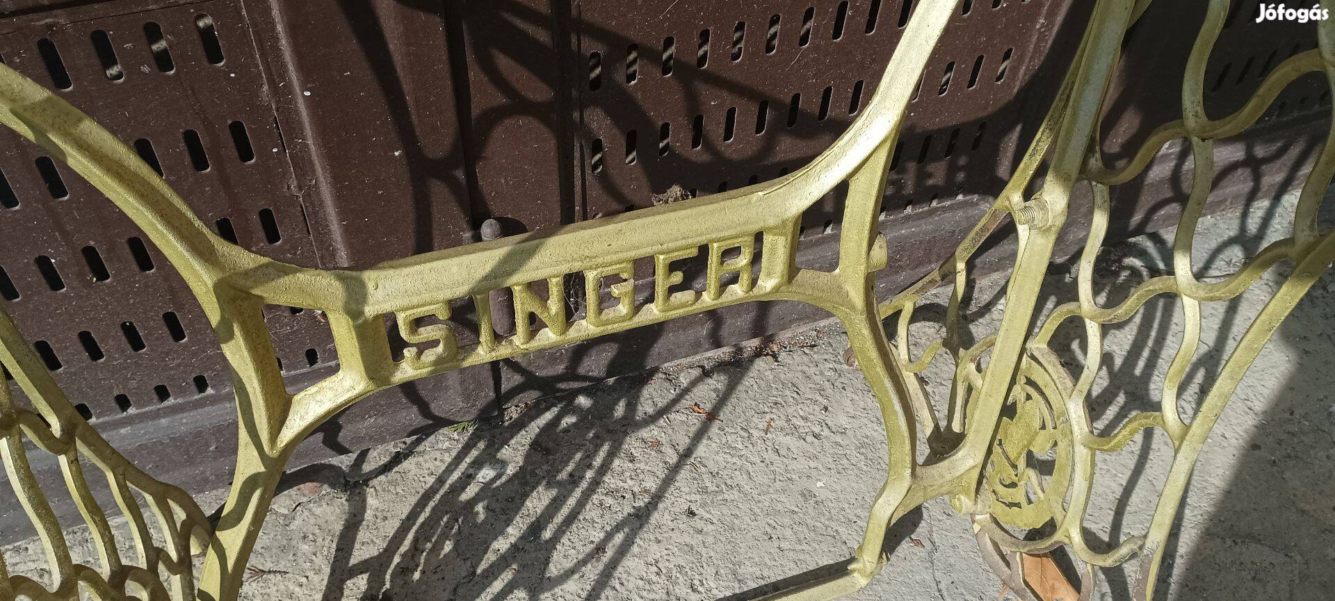 Singer varrógép állvány