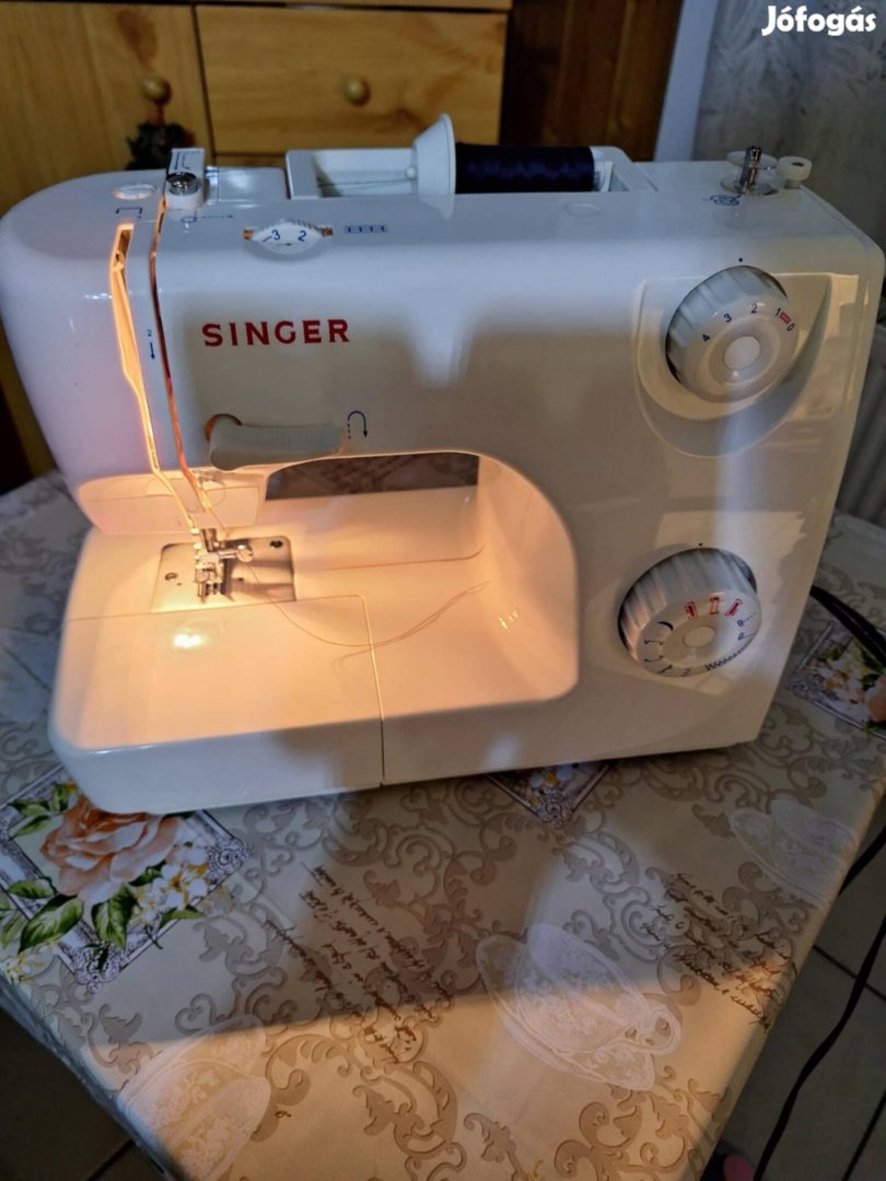 Singer varrógép újszerű