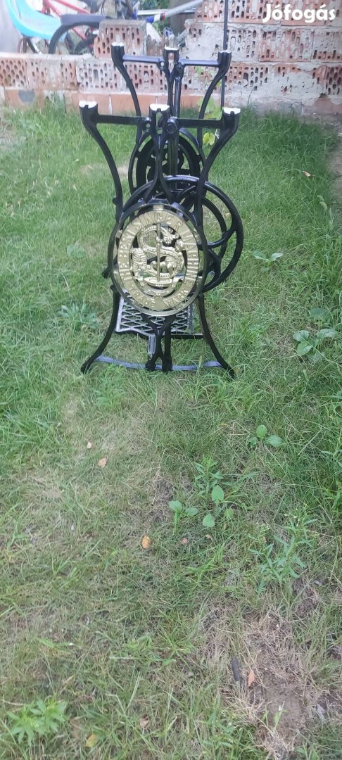 Singer varrógépláb