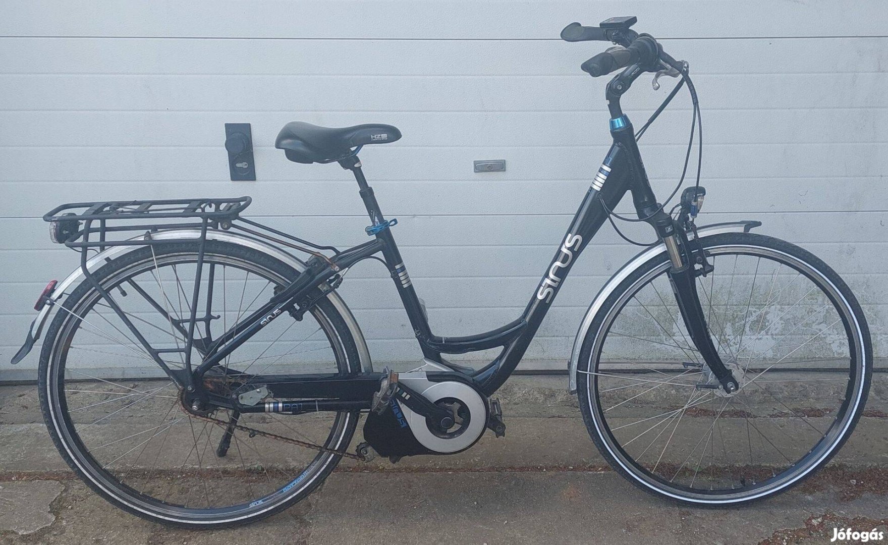 Sinus 36V-s elektromos kerékpár akkumulátor és töltő nélkül